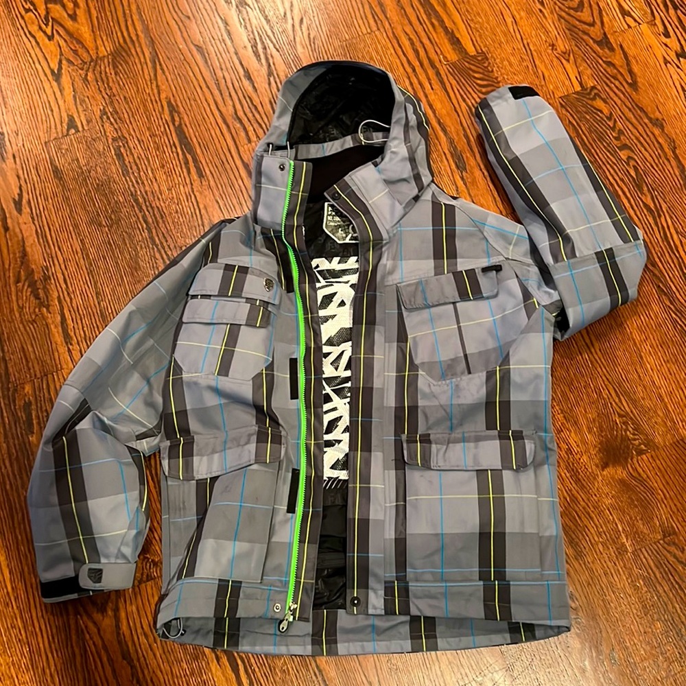 Fox Racing Men’s Snowboard Jacket. Worn once. EUC. Unique. Warm.